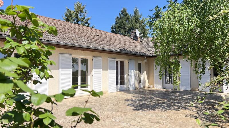 Maison ancienne - 226 m² - 10 pièces