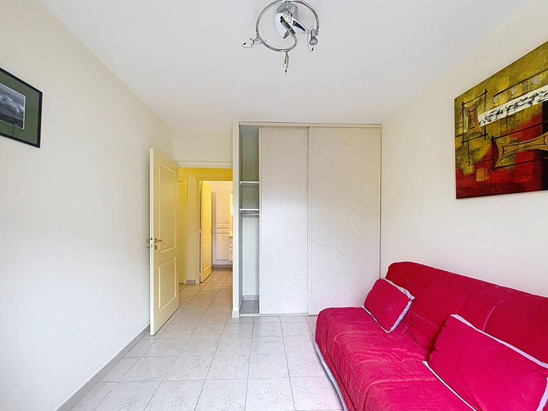 Appartement - 96 m² - 3 pièces