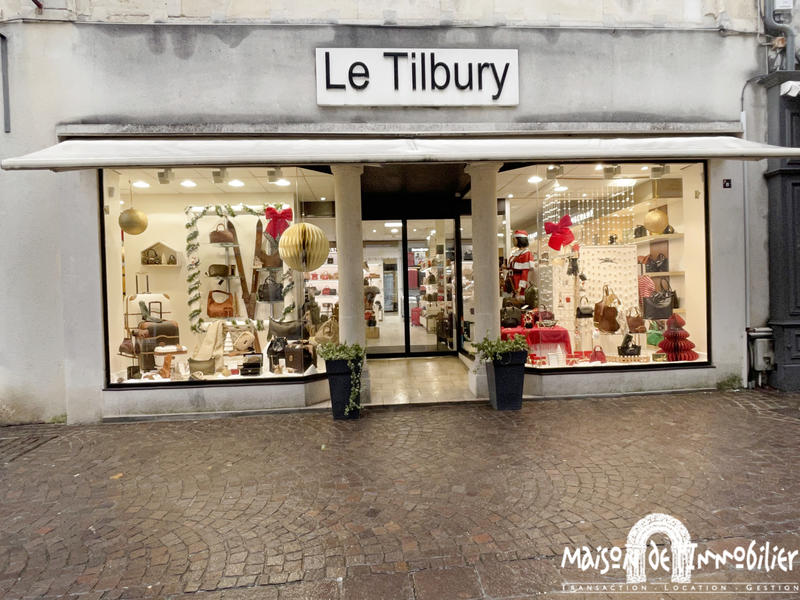 Local commercial - 124 m²