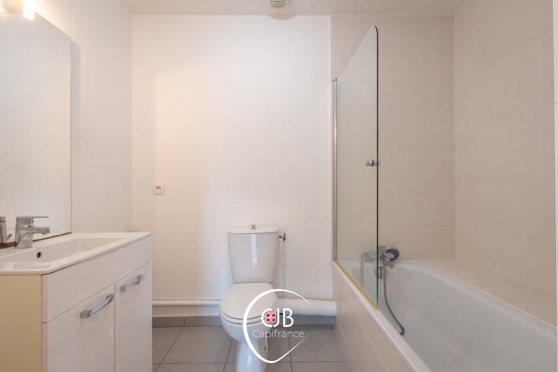 Appartement - 64 m² - 3 pièces