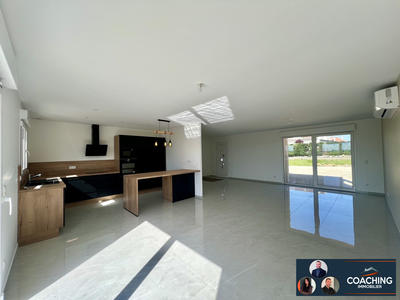 Villa - 121 m² - 5 pièces