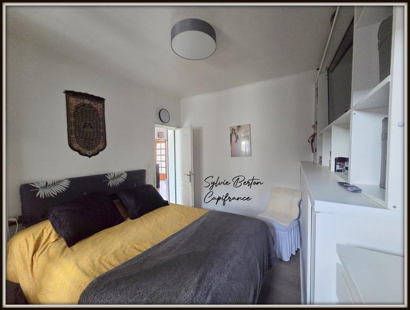 Maison - 99 m² - 6 pièces