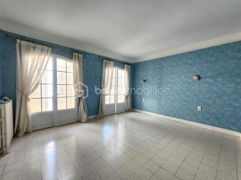 Villa - 182 m² - 6 pièces