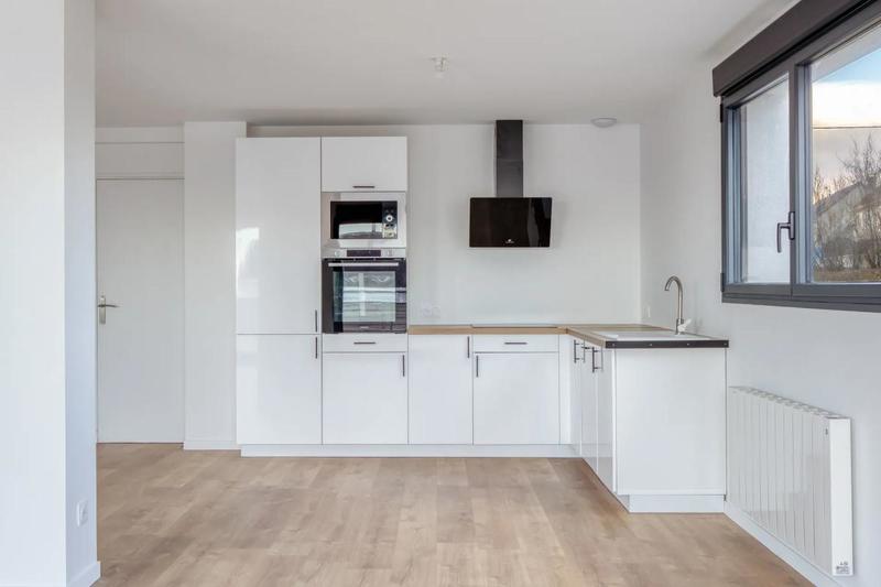 Appartement - 102 m² - 4 pièces