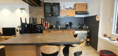 Maison - 98 m² - 4 pièces