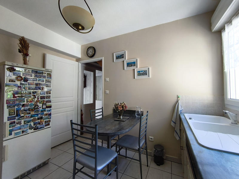 Maison - 99 m² - 6 pièces