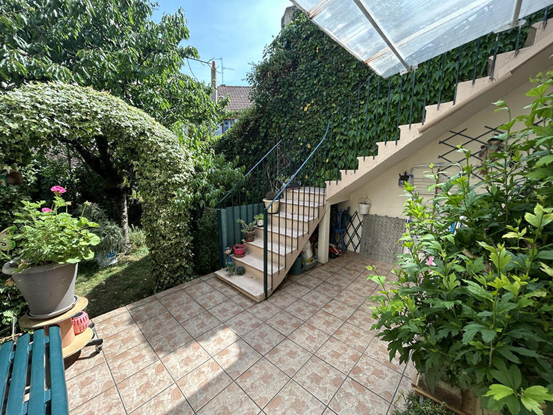 Maison - 104 m² - 5 pièces