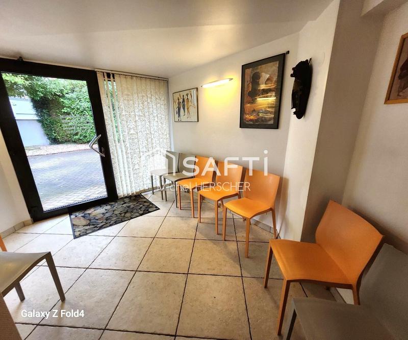 Maison - 215 m² - 8 pièces