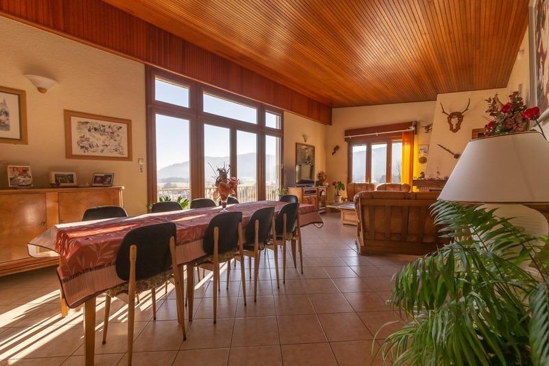 Propriété - 195 m² - 10 pièces