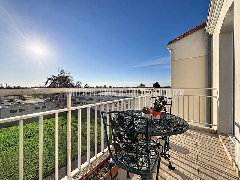 Appartement - 64 m² - 3 pièces