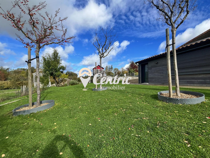 Maison - 153 m² - 5 pièces