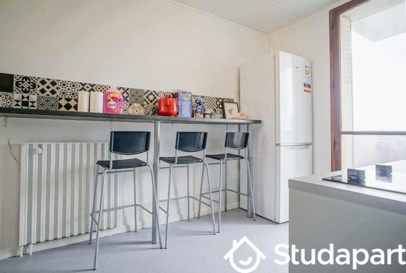 Chambre - 10 m² - 1 pièce