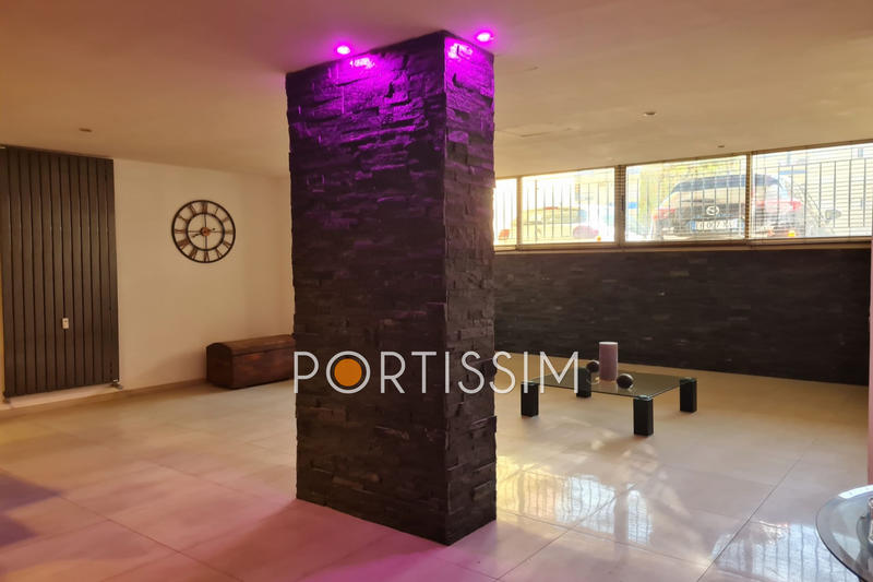 Local commercial - 93 m²