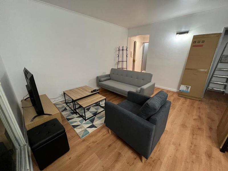 Chambre - 9 m² - 1 pièce