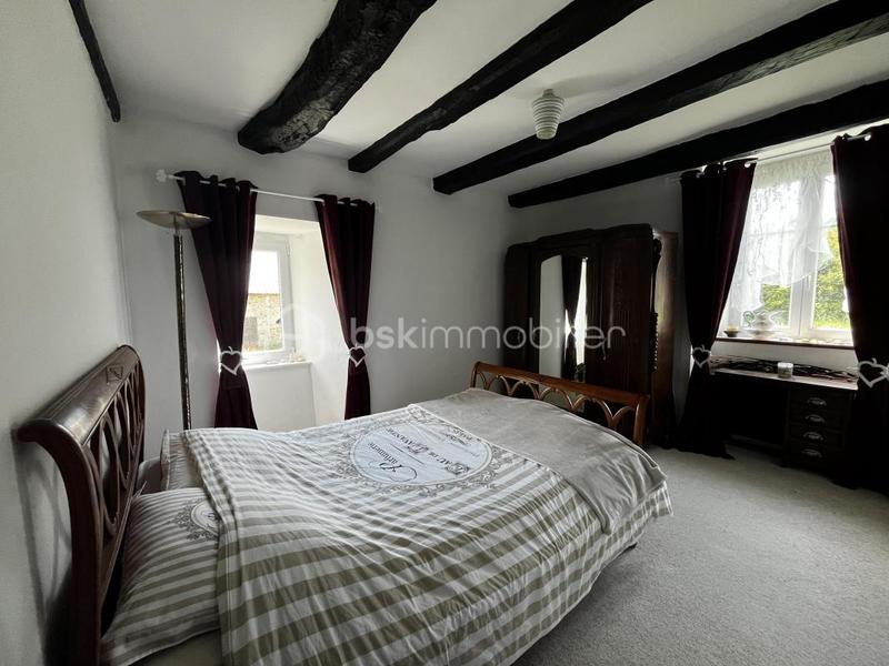 Maison en pierre - 200 m² - 6 pièces