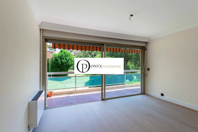 Appartement - 95 m² - 4 pièces