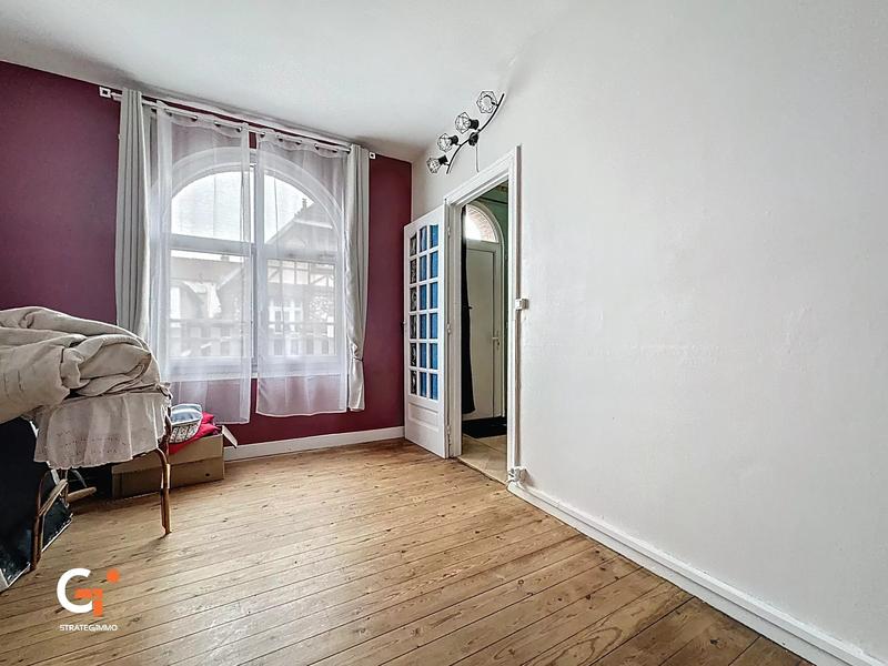 Maison - 97 m² - 6 pièces