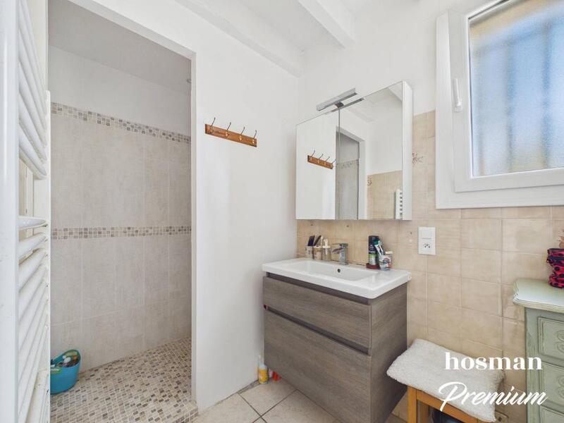 Maison - 210 m² - 9 pièces