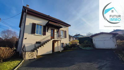 Maison - 104 m² - 5 pièces