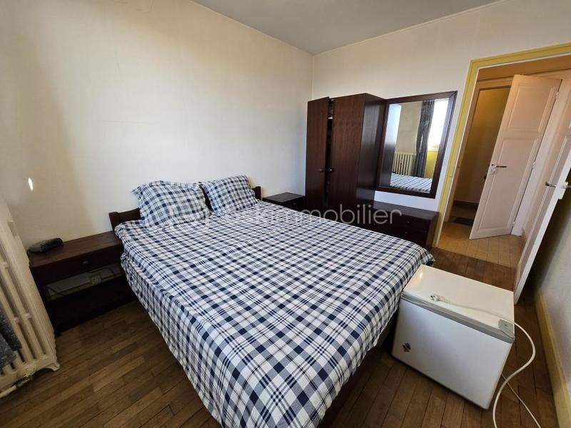 Appartement - 99 m² - 4 pièces