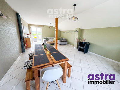Appartement - 189 m² - 8 pièces