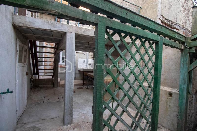 Immeuble - 167 m² - 6 pièces