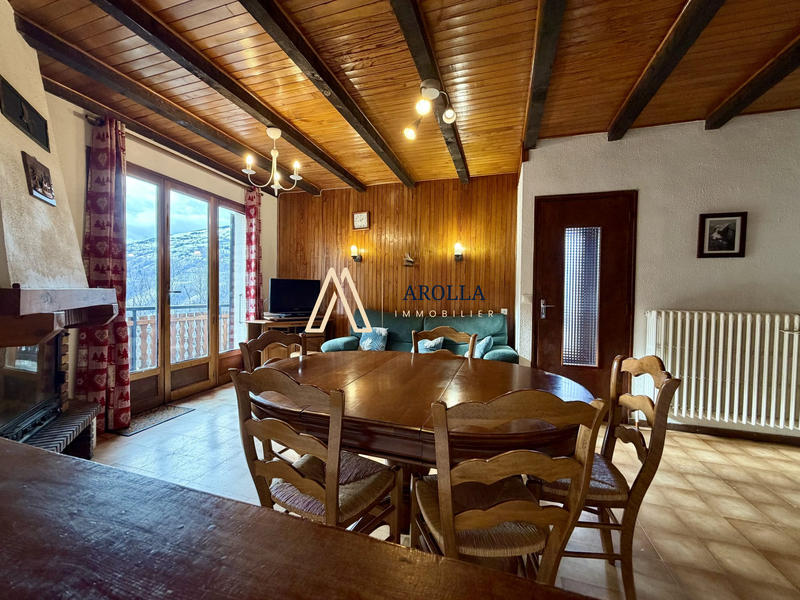 Maison ancienne - 180 m² - 10 pièces