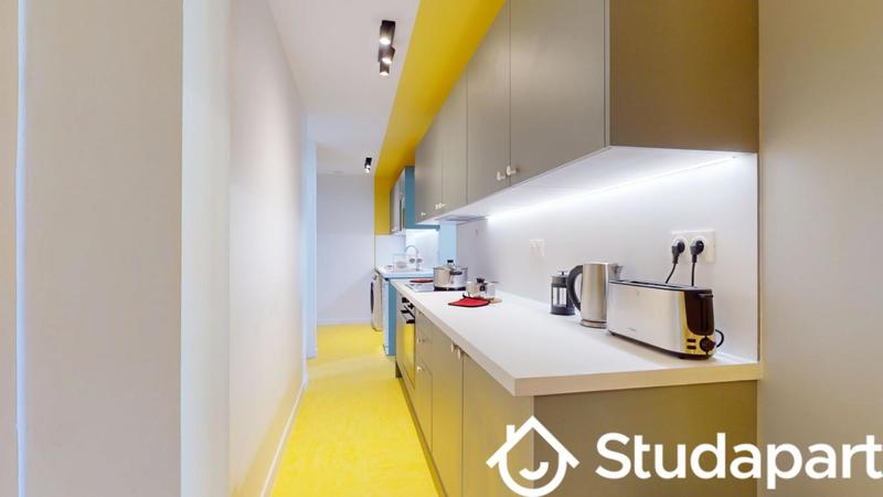 Chambre - 11 m² - 1 pièce