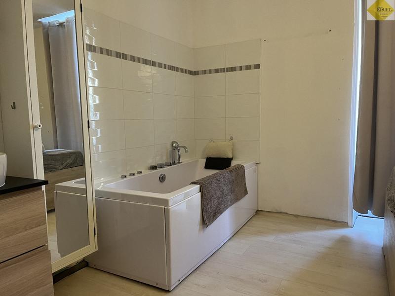 Maison - 186 m² - 7 pièces