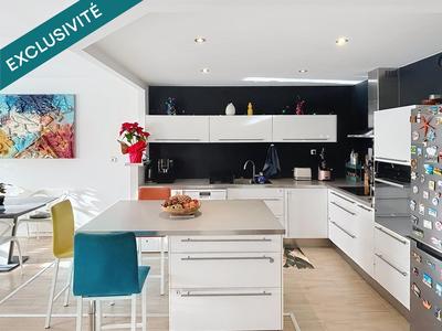 Appartement - 80 m² - 3 pièces