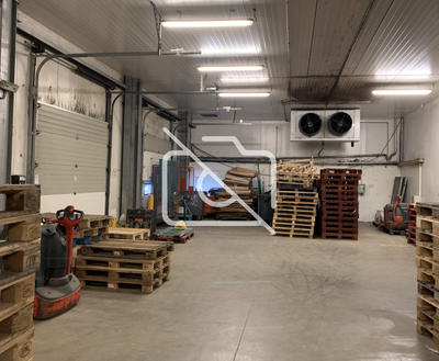 Entrepôt - 3 548 m²