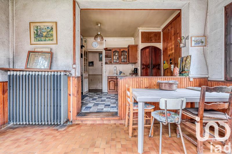 Maison - 168 m² - 9 pièces