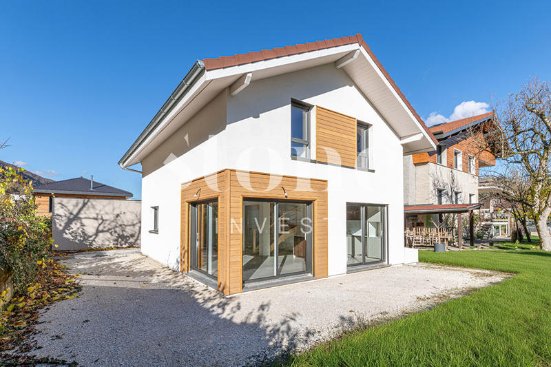 Maison - 120 m² - 5 pièces