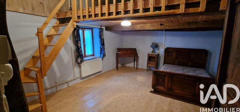 Maison - 241 m² - 8 pièces