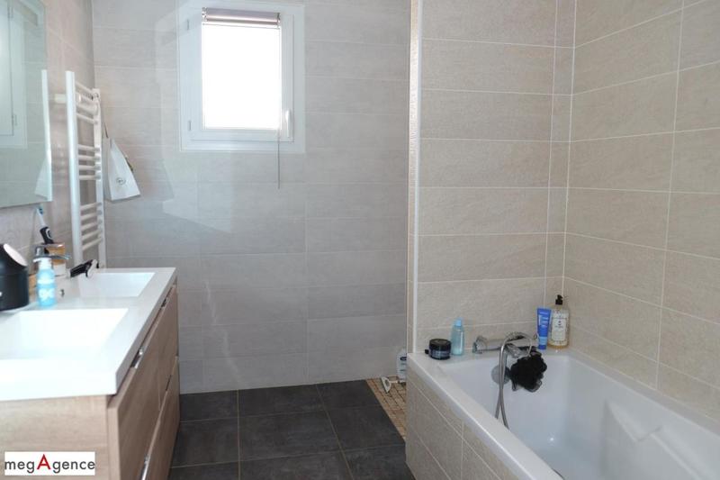 Villa - 95 m² - 4 pièces