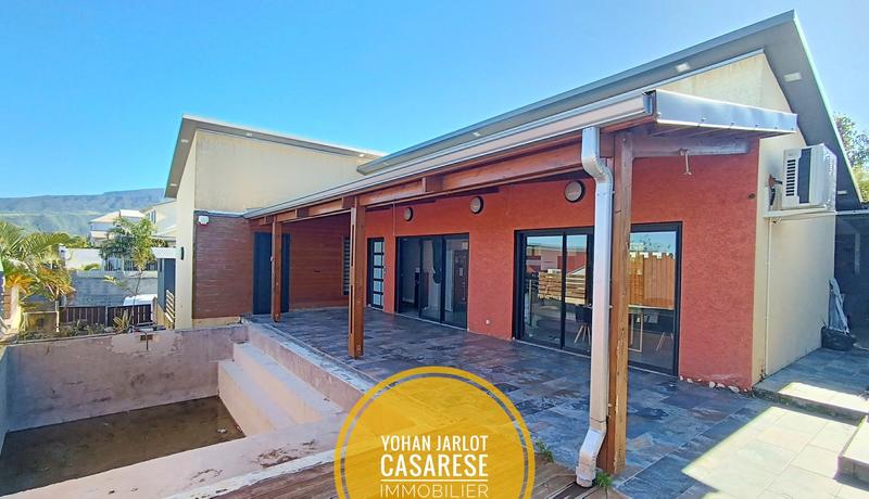 Maison - 98 m² - 4 pièces