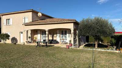 Villa - 115 m² - 6 pièces