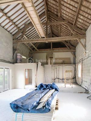 Maison - 215 m² - 5 pièces