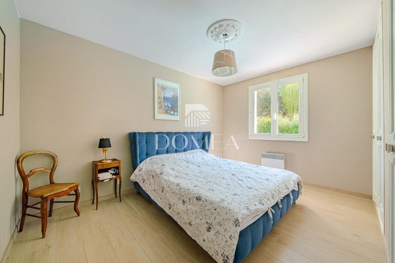 Villa - 172 m² - 7 pièces