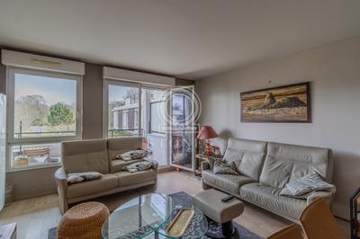 Appartement - 88 m² - 5 pièces