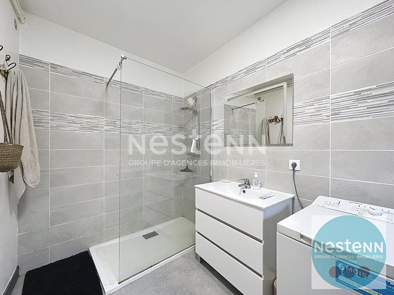 Maison - 256 m² - 9 pièces