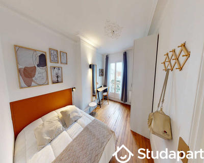 Chambre - 75 m² - 1 pièce