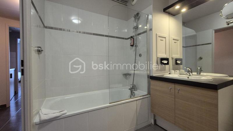 Studio - 24 m² - 1 pièce