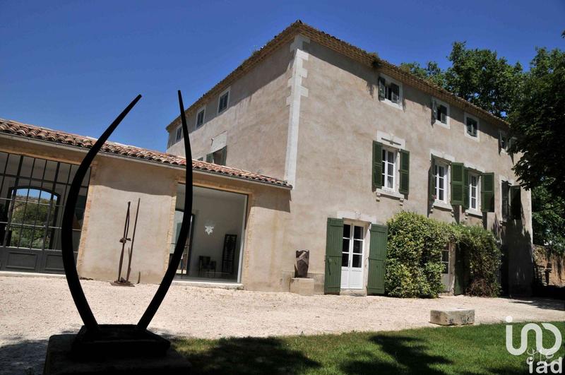 Local commercial - 3 000 m²