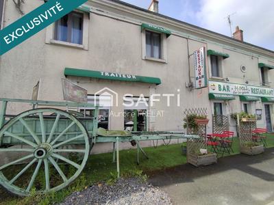 Maison - 270 m² - 10 pièces