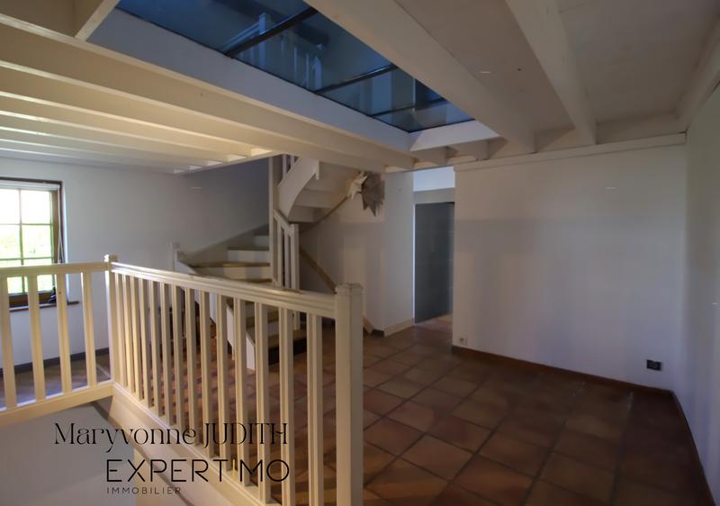 Maison - 170 m² - 6 pièces