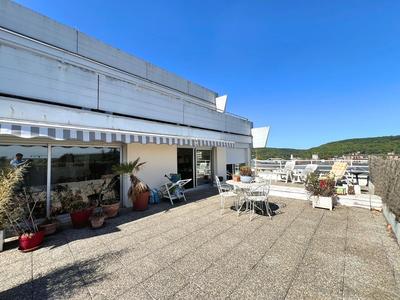 Appartement - 115 m² - 5 pièces