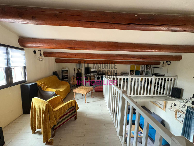 Maison - 200 m² - 8 pièces