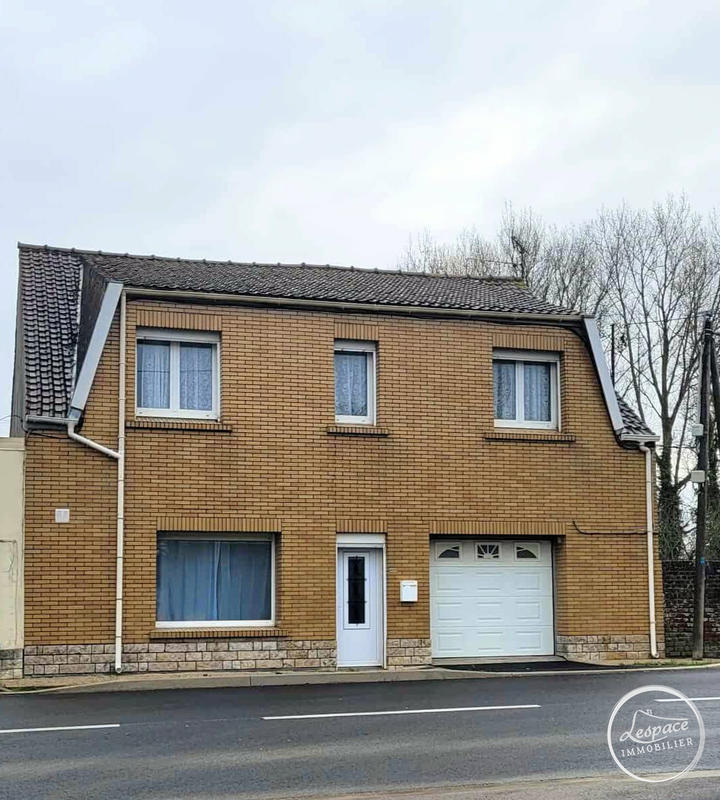 Maison ancienne - 195 m² - 8 pièces