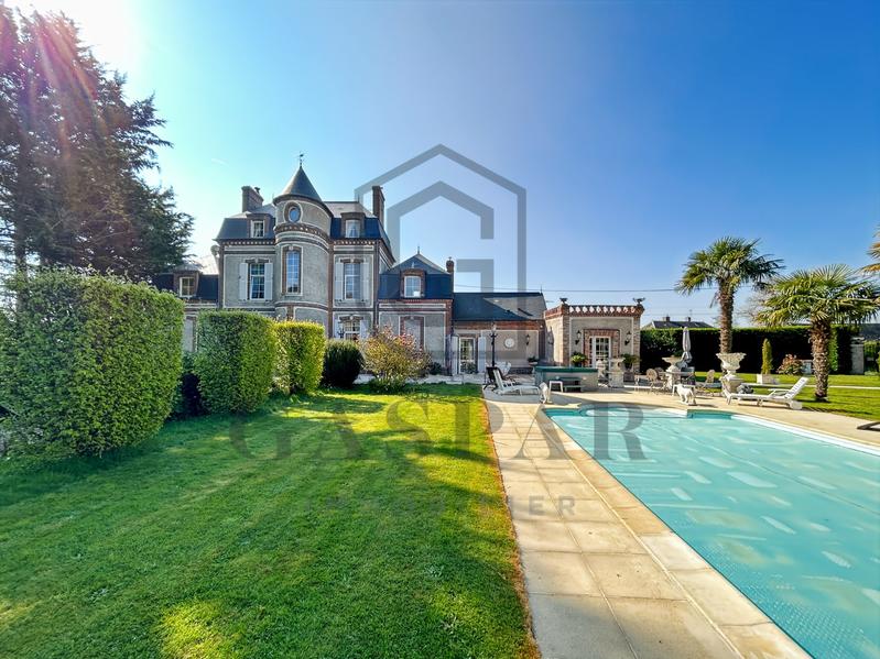 Château - 477 m² - 13 pièces